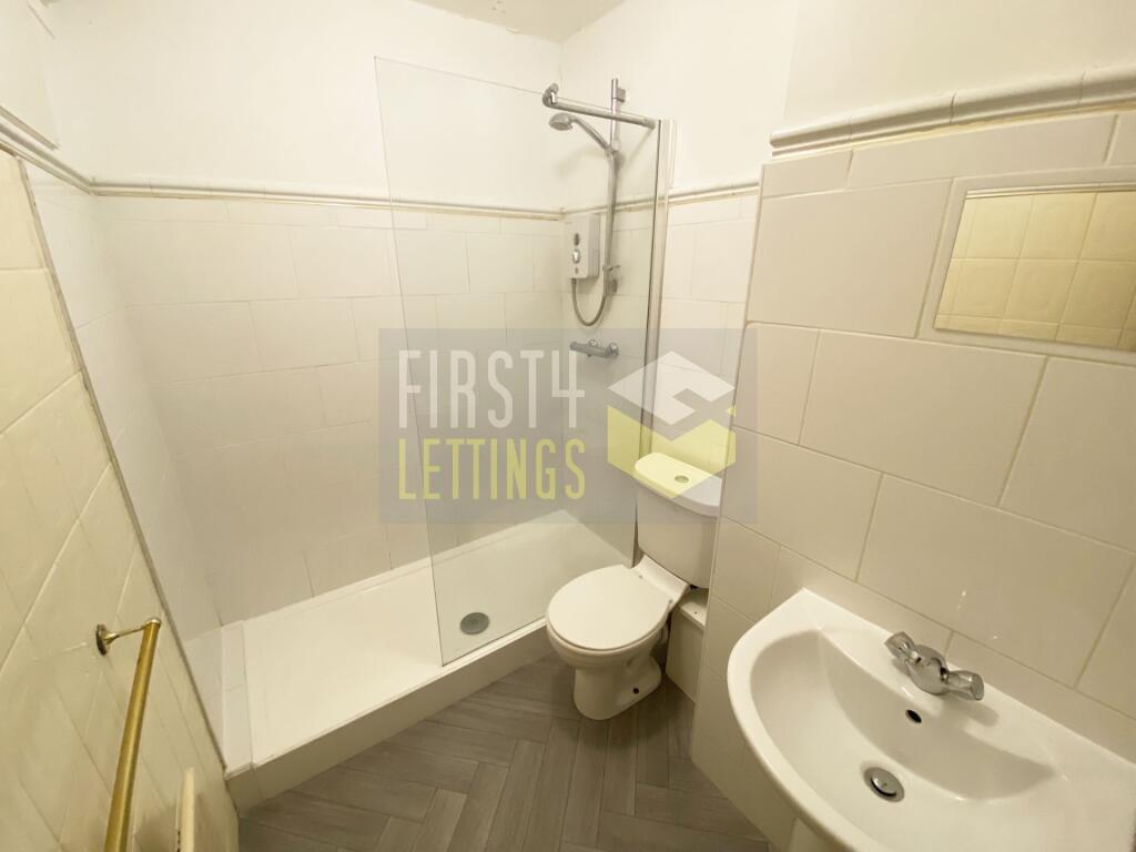 Apartment in Leicester - More