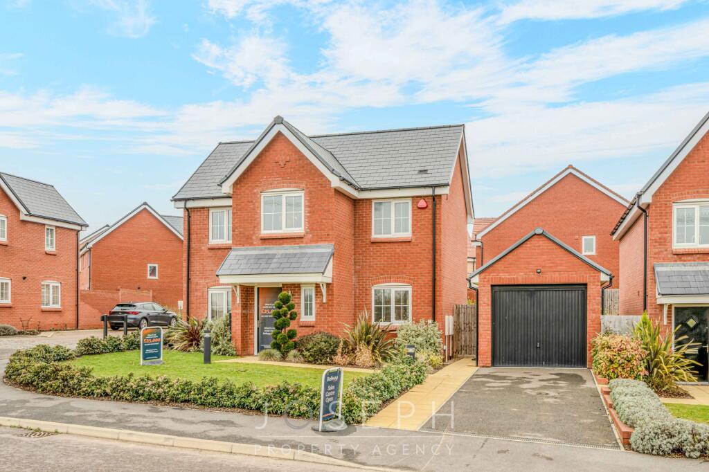 4-bed detached on Ridleys Orchard, IP1, £469,995