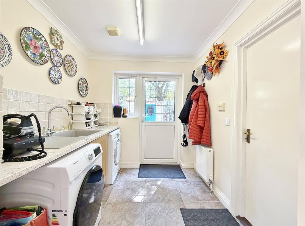 Stagswood, Verwood, Dorset, BH31 - More