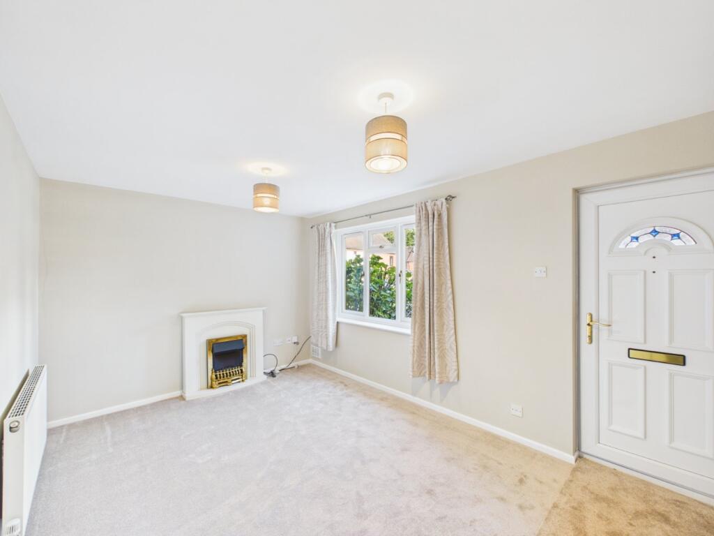 Apartment in Worcester - View 3