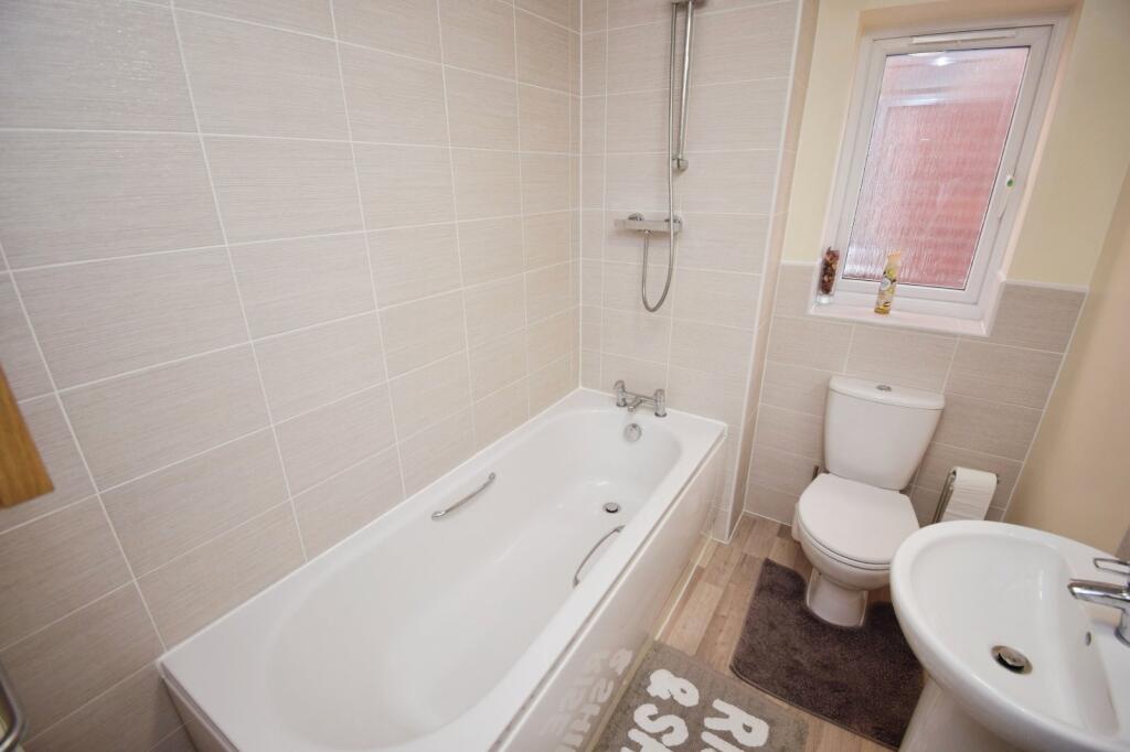 House in Coventry, Henley Green - View 5