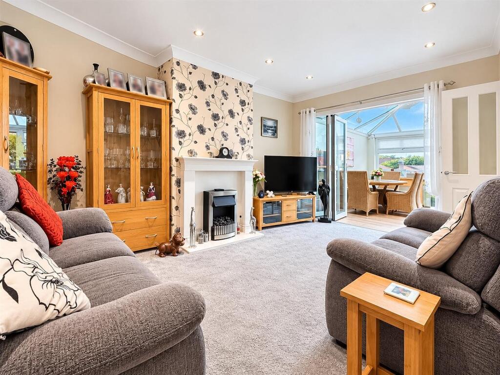 House in Portsmouth - View 3