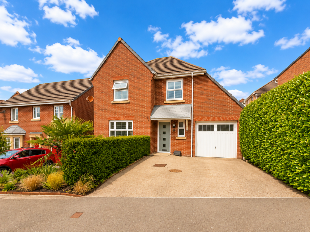 Main image of property: Heol Y Deri, Cwmbach, Aberdare, Rhondda Cynon Taf