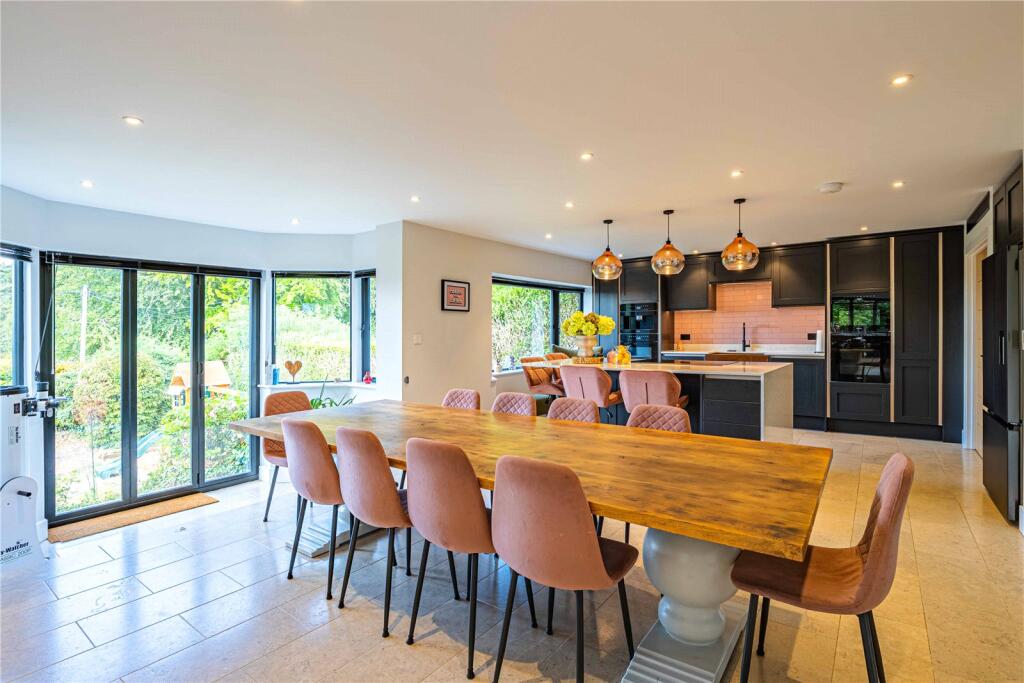 House in Dacorum, Dudswell, Northchurch - View 5