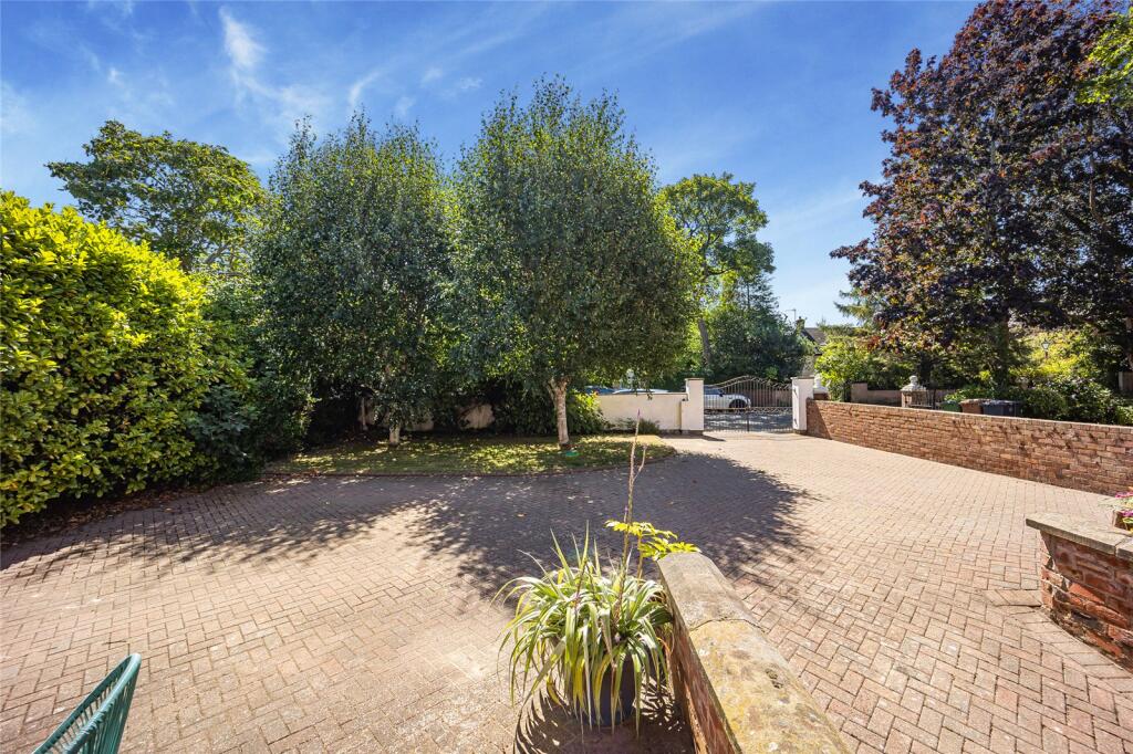 House in Sefton, Liverpool City Region - View 3