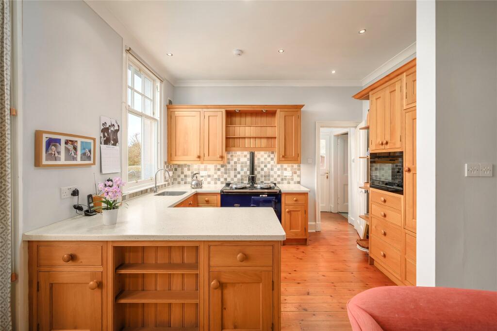 House in Edinburgh, Wardie, Trinity - More