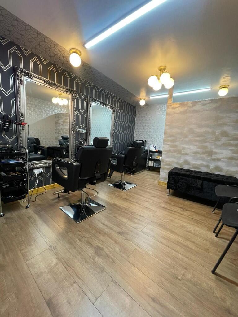 Main image of property: Ilford Lane, Ilford, London, IG1