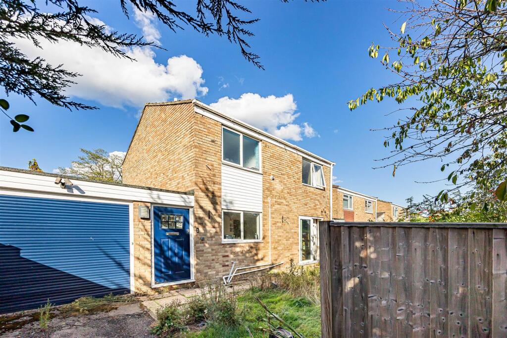 Main image of property: Abingdon Drive, Caversham, Reading