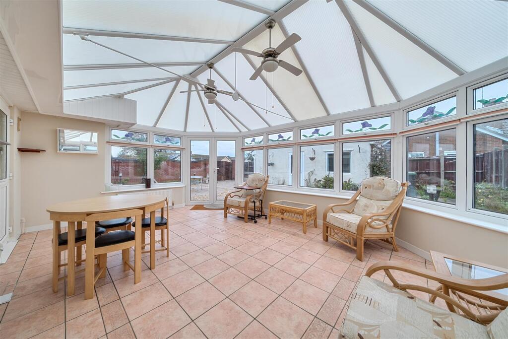 House in Gosport, Alverstoke - View 4