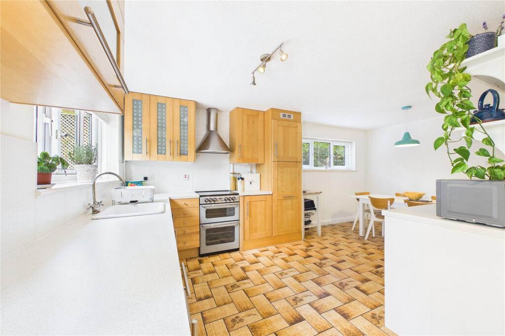 House in Reading - View 4