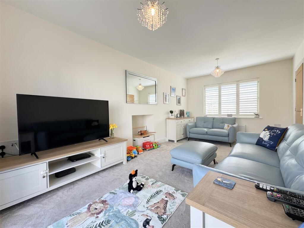 House in Newquay, Cornwall - More