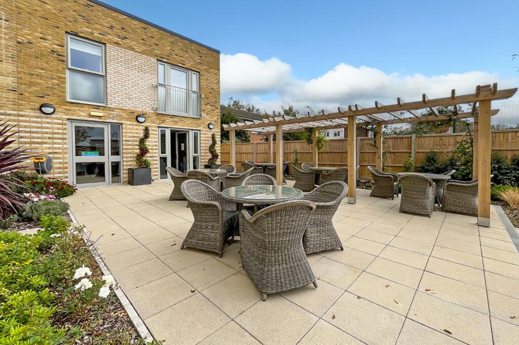 Apartment in Brighton - View 5