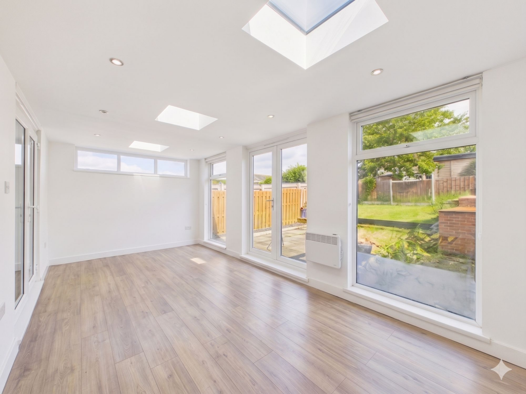 House in Newcastle upon Tyne, Tyne and Wear - More