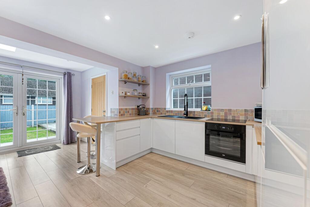 House in Runcorn, Halton Lodge, Clifton - More