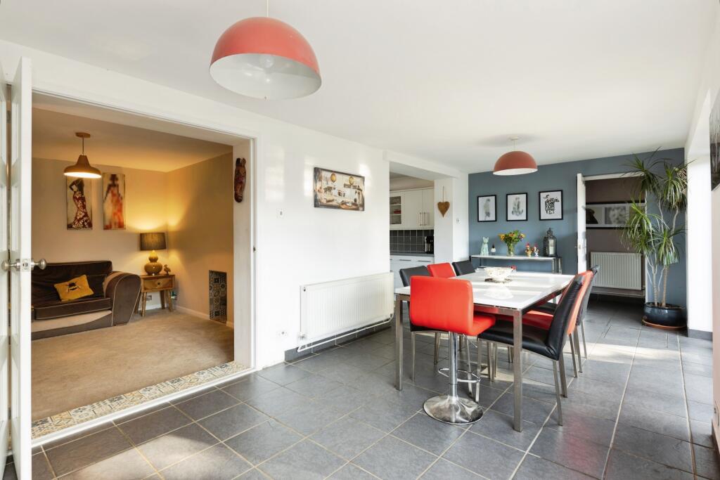 Main image of property: Meadowleaze, Gloucester, GL2