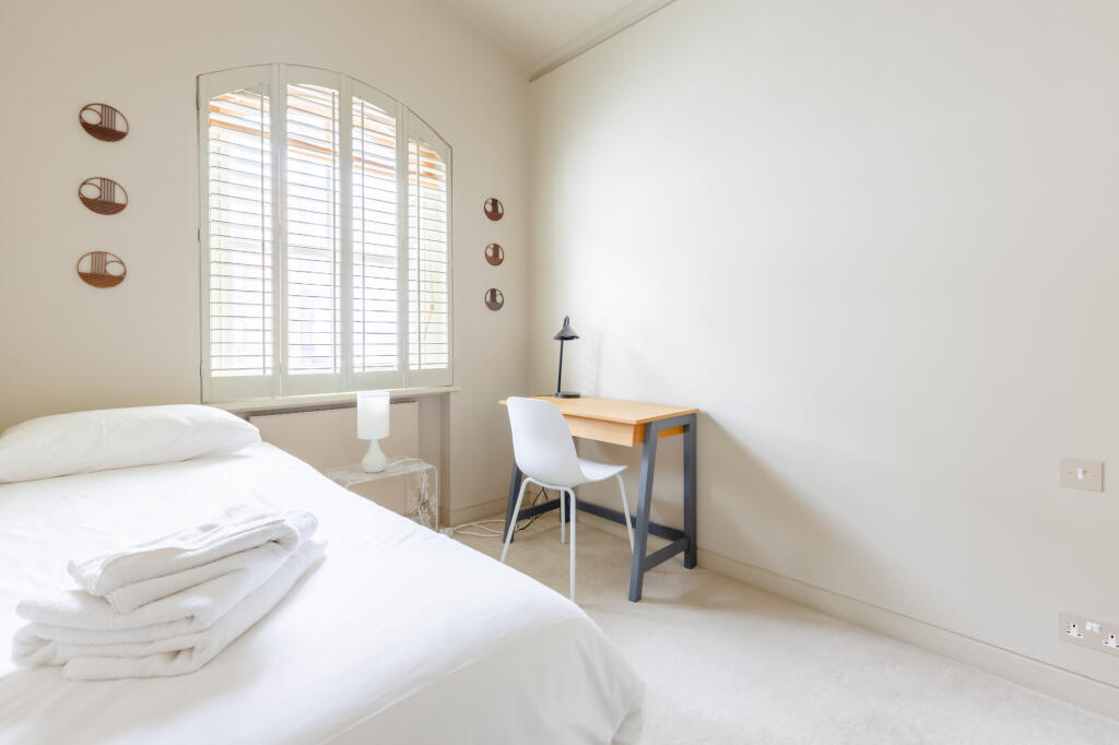 4 bedroom terraced house for rent