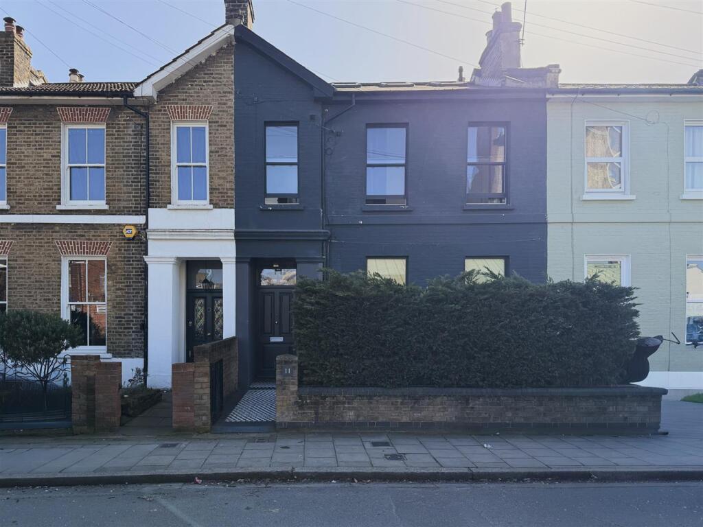 Main image of property: Meeting House Lane, Peckham, London