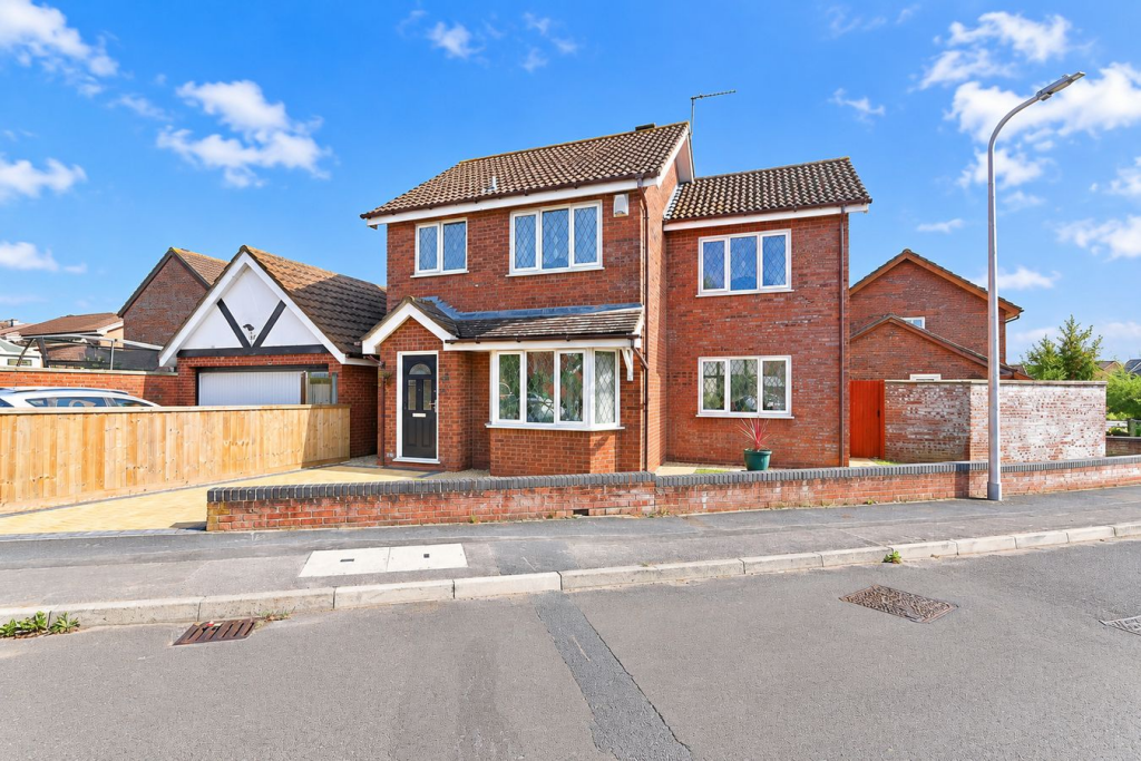 House in Weston-super-Mare, North Worle
