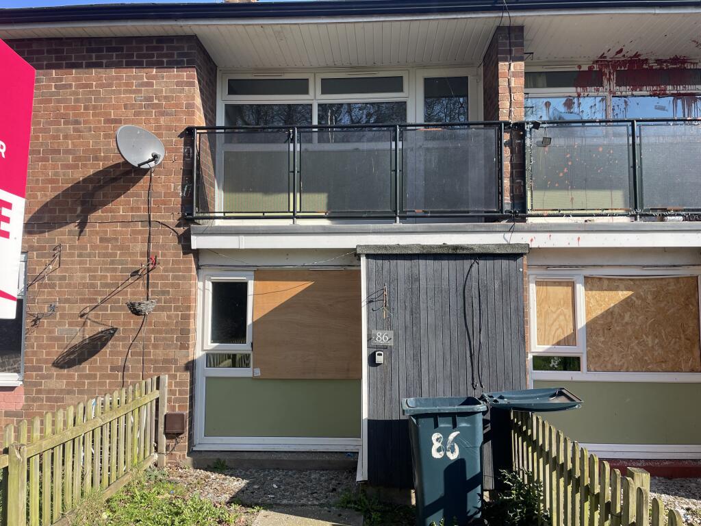 Main image of property: 86 Worcester Road, Harlescott Grange, Shrewsbury, Shropshire SY1 3LR