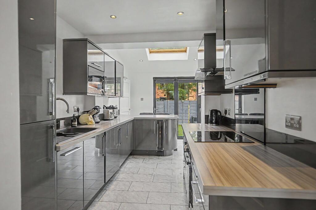 House in Trafford, Brooklands - View 3
