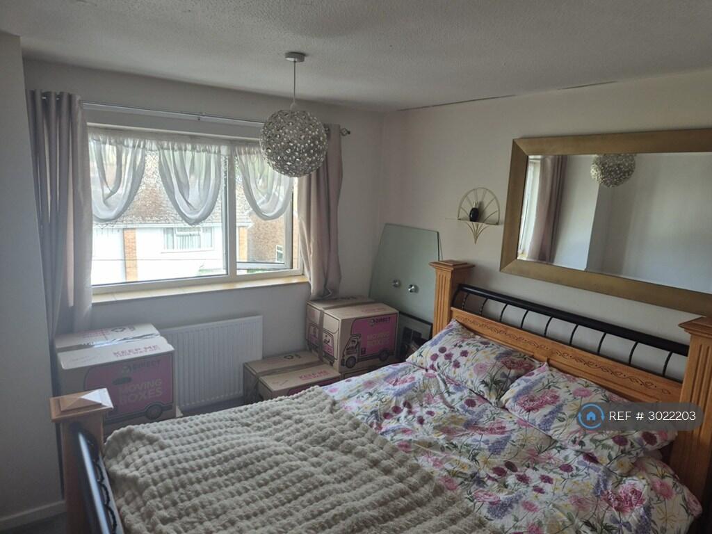 House in Tonbridge - View 2