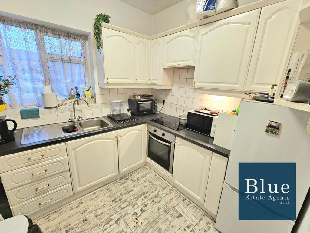 Apartment in London - View 2