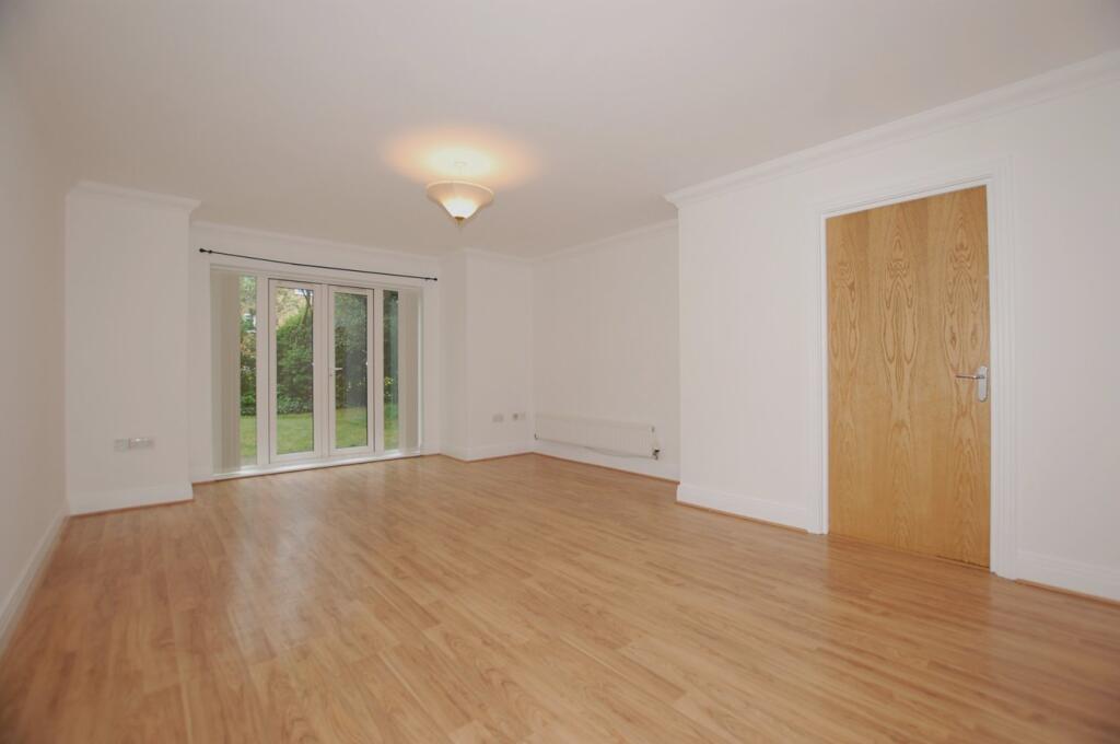 Main image of property: Palisade Court, 14 Oaklands Road, BROMLEY, BR1