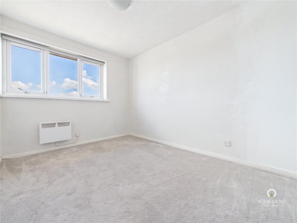 Apartment in Newcastle upon Tyne - View 5