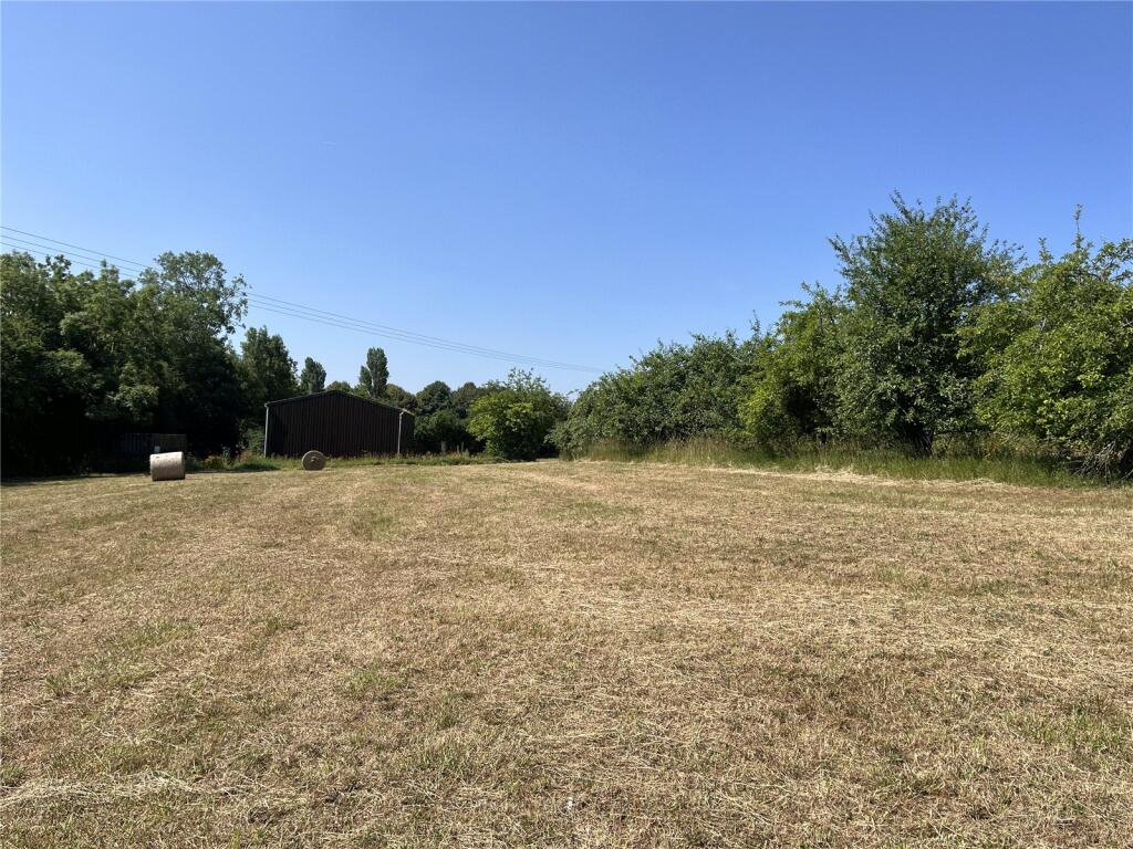House in Worcester - View 4