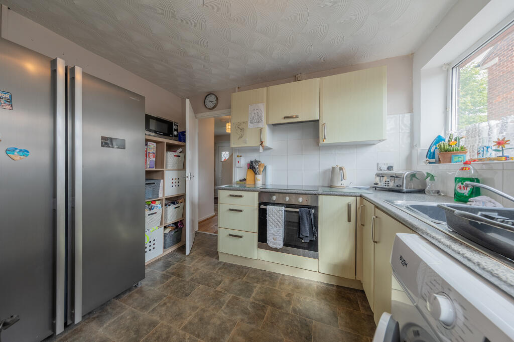 House in Derby - View 5