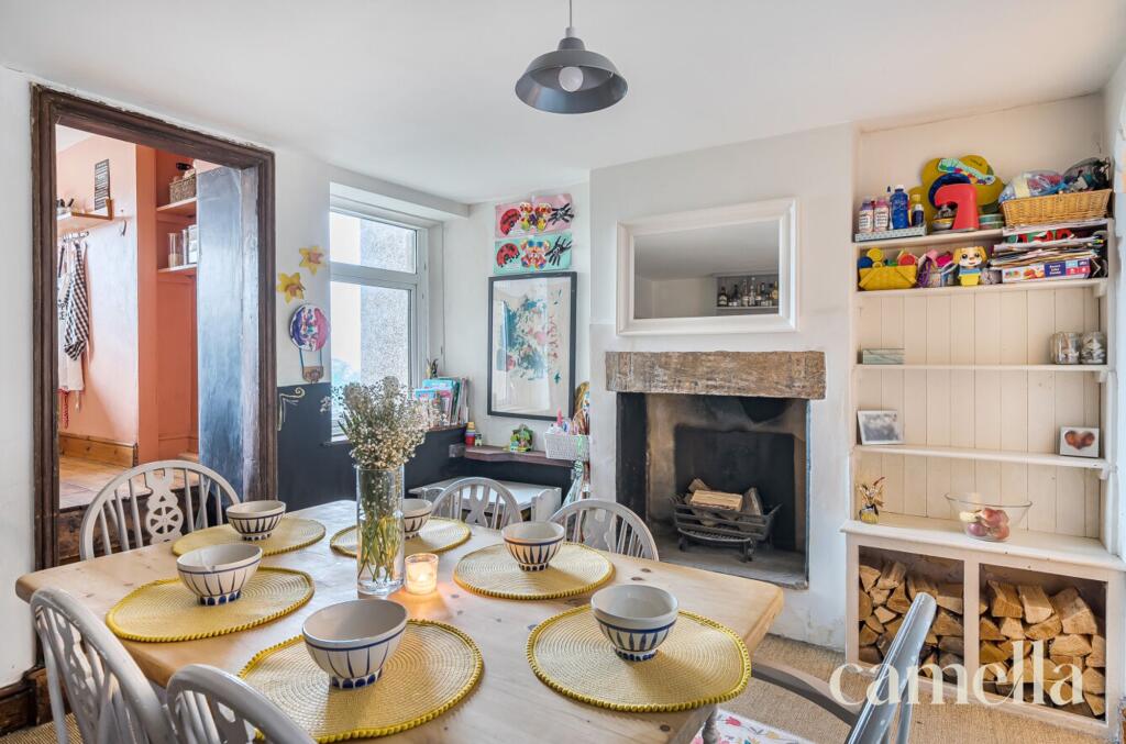 House in Peasedown St. John, Bath and North East Somerset - More