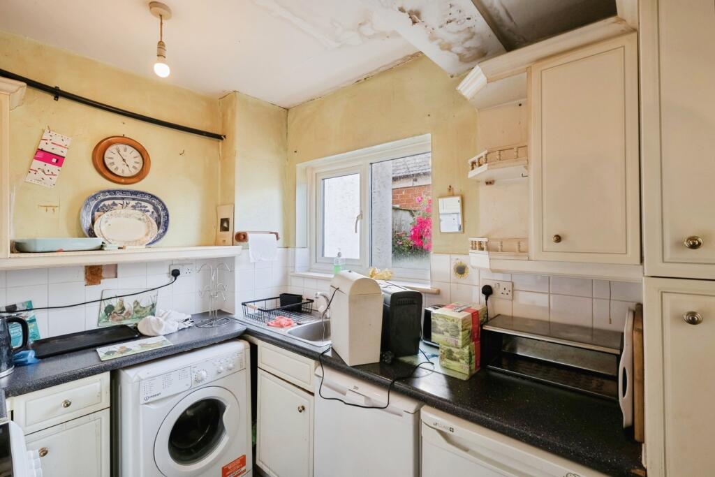 Chester Avenue, Harpole, Northampton, Northamptonshire, NN7 - View 4