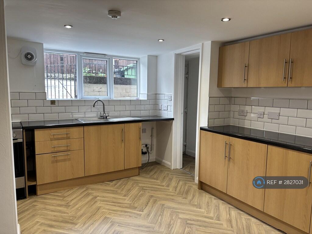 Main image of property: Arthington View, Leeds, LS10