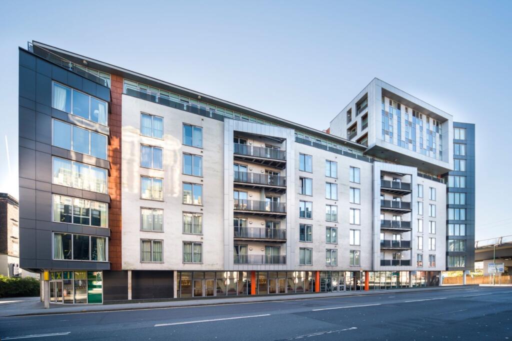 Main image of property: Queens Road, Nottingham, Nottinghamshire, NG2