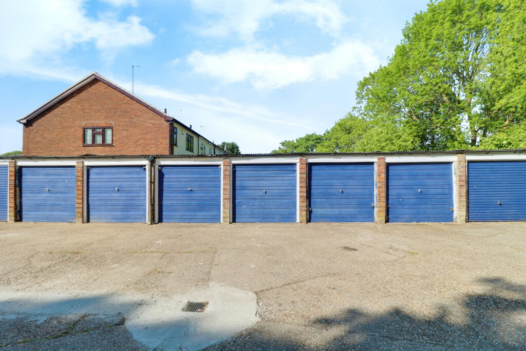 Main image of property: Bridge House Close, Wickford, SS12