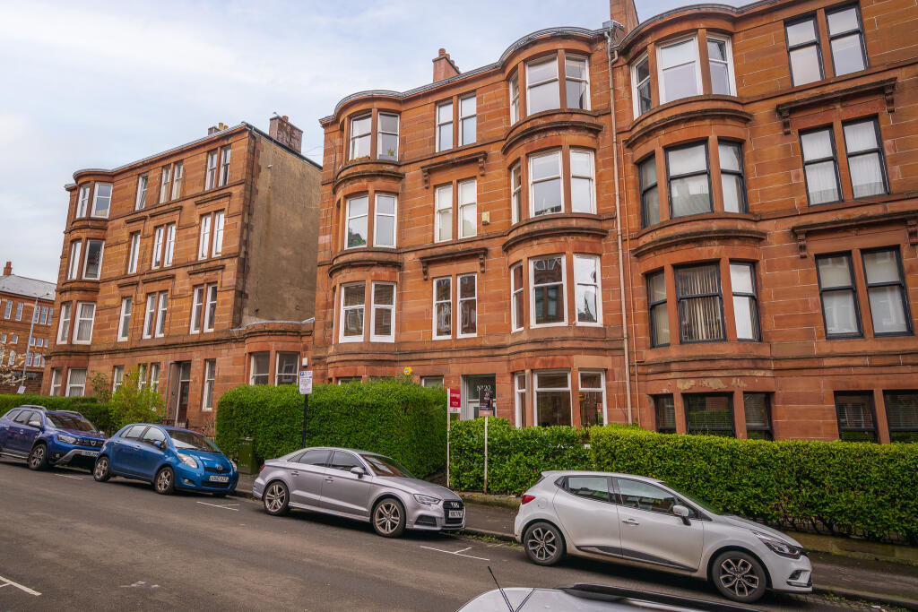 Main image of property: 20 Lyndhurst Gardens, Glasgow, Glasgow City, G20 6QY