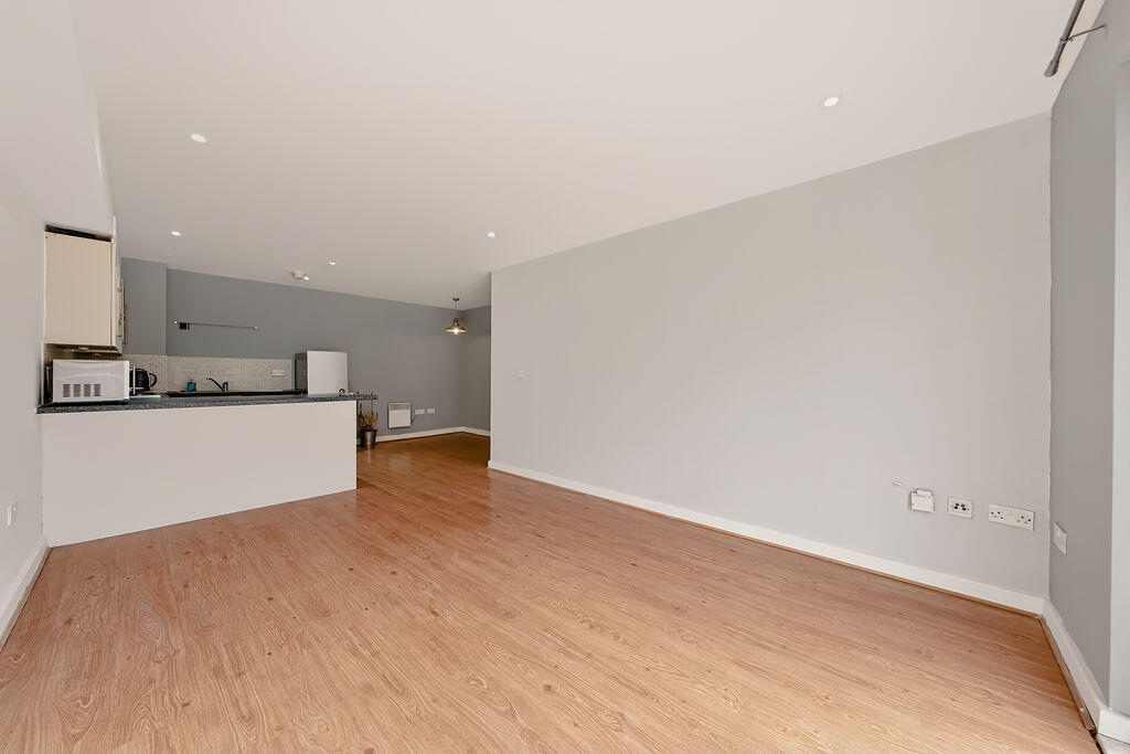 Apartment in Wigan - View 3