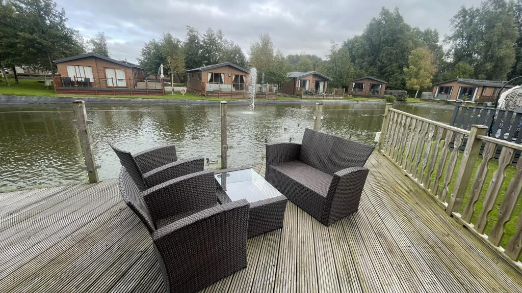 4 Coniston Drive, South Lakeland Leisure Village, LA6 1BH photo 3