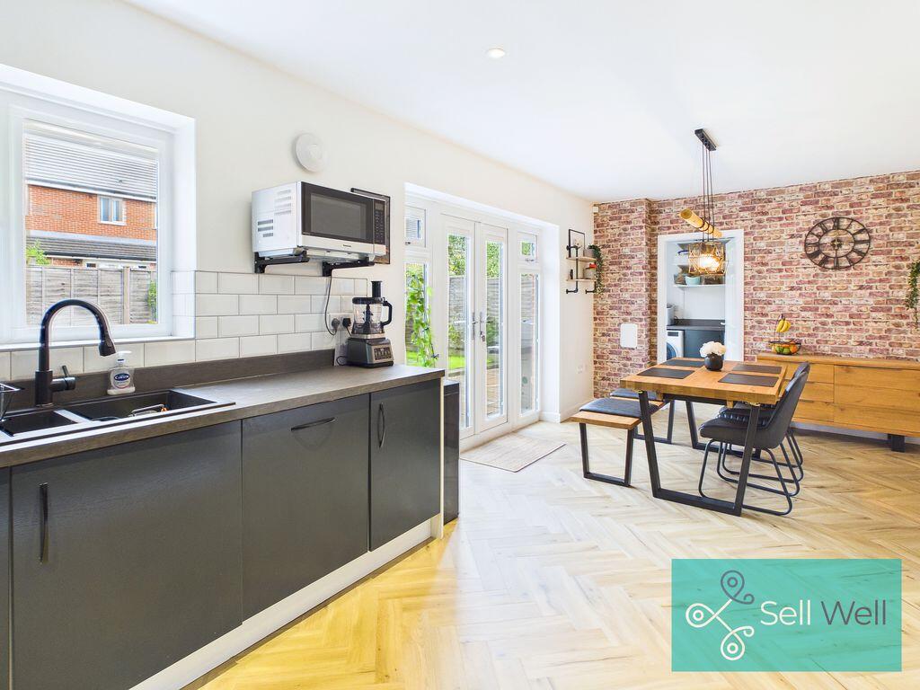 House in Salford, Greater Manchester - View 5