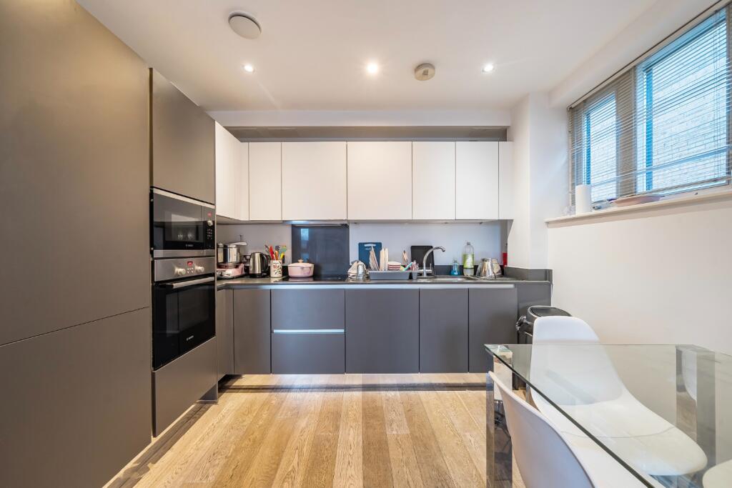 Apartment in London, Greenwich Town Centre, Royal Borough of Greenwich - More