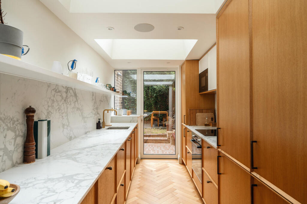 Apartment in London, Notting Hill - View 3