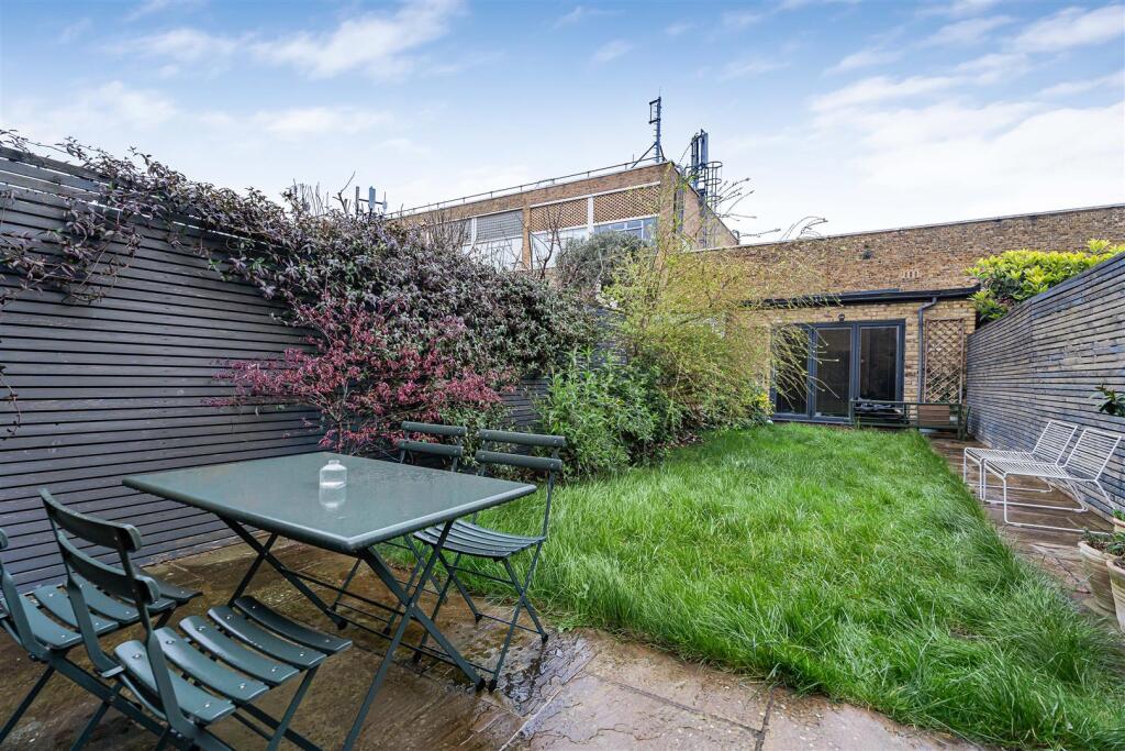 Granville Road, Walthamstow, London, E17 – pohled 4