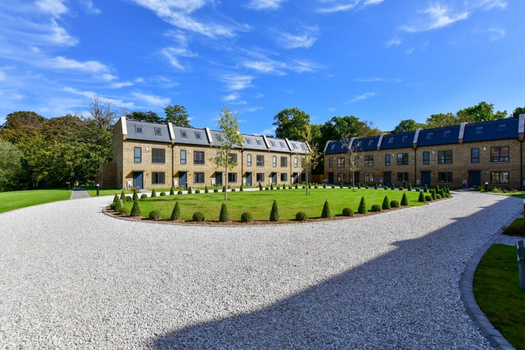 Main image of property: Fawkham Manor Manor Lane DA3