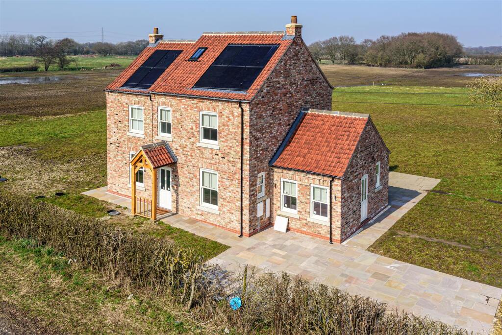 Main image of property: North Lane Gardens, North Lane, York, North Yorkshire