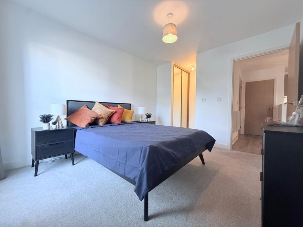 Main image of property: Turnpike Lane, The Green