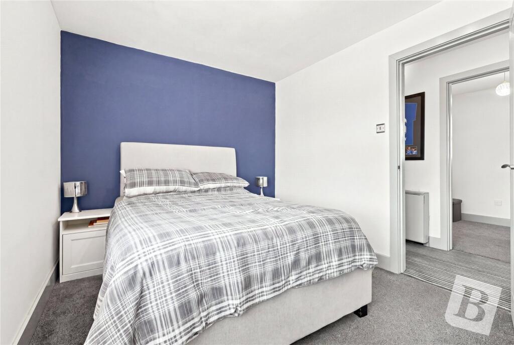 Apartment in Chelmsford - View 4