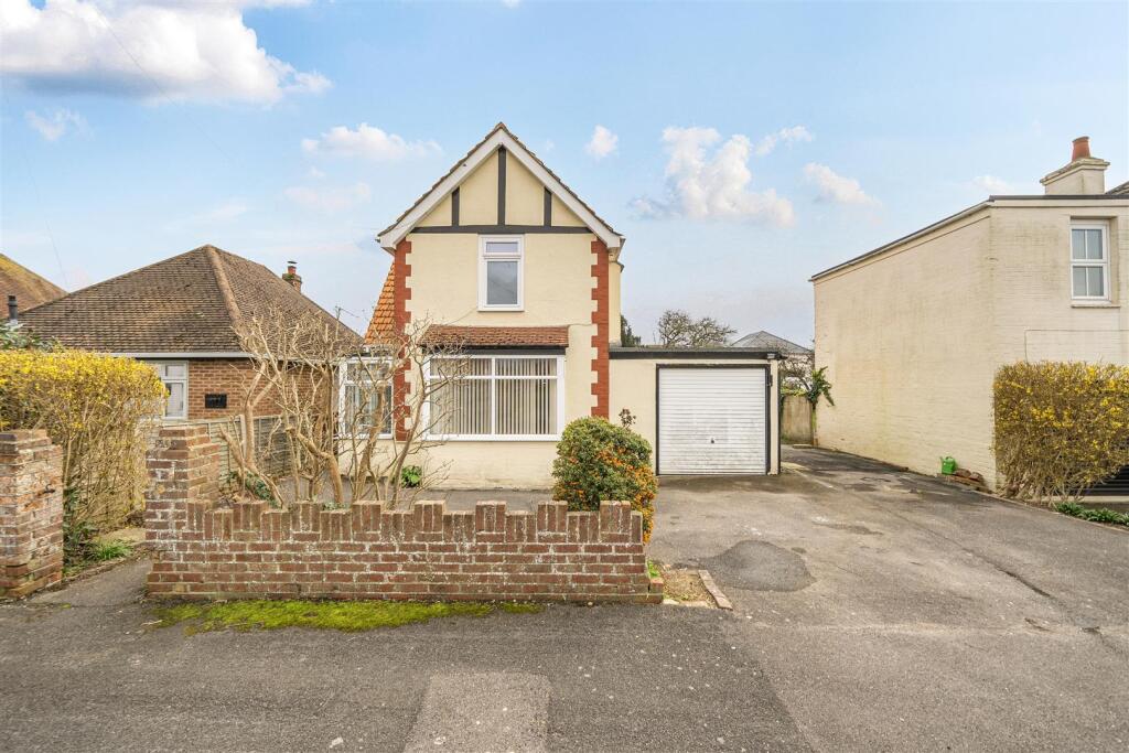 Main image of property: Raynes Road, Lee-On-The-Solent