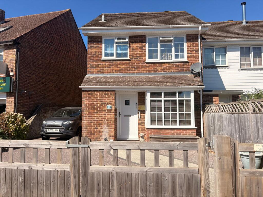 3-bed semi-detached on Pagham Road, Bognor Regis, PO21, £300,000