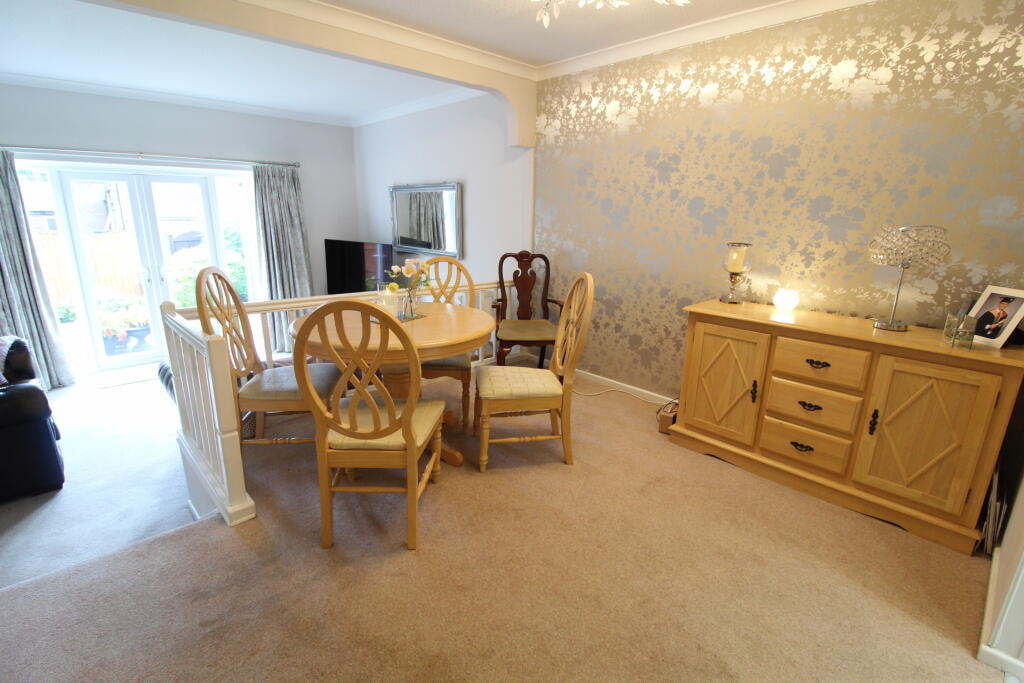 Underhill, Romiley photo 3