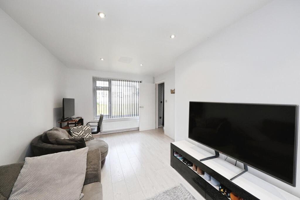 House in Nottingham - More
